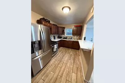 443 Howe Avenue, Bronx, NY 10473 - Photo 5