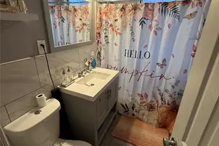 443 Howe Ave, Bronx, NY 10473 - Photo 15