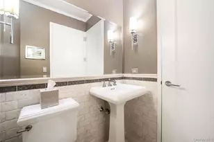 10 City Pl, White Plains, NY 10601 - Photo 19