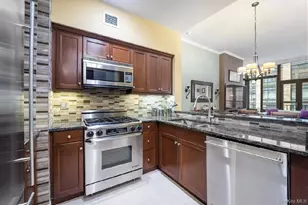 10 City Pl, White Plains, NY 10601 - Photo 3