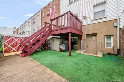 2976 Waterbury Avenue, Bronx, NY 10461 - Photo 19