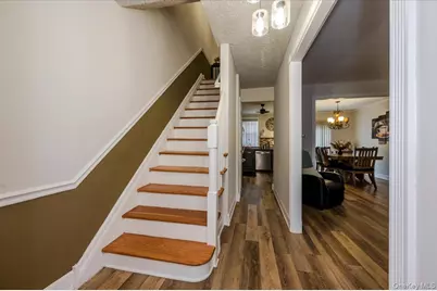 2976 Waterbury Avenue, Bronx, NY 10461 - Photo 3