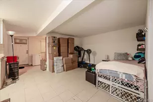 2976 Waterbury Ave, Bronx, NY 10461 - Photo 13