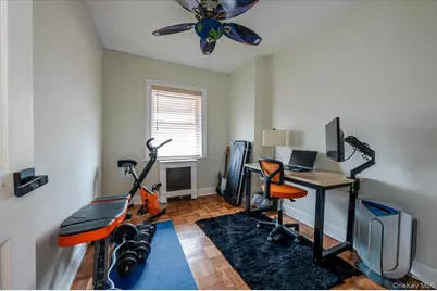 2976 Waterbury Avenue, Bronx, NY 10461 - Photo 11