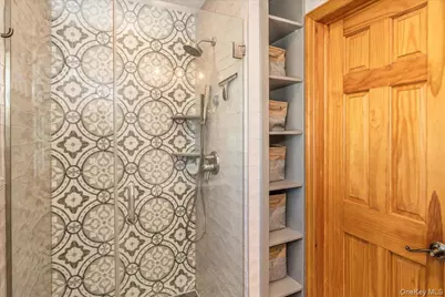 2186 McClellan Street, East Meadow, NY 11554 - Photo 25