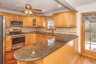 2186 McClellan Street, East Meadow, NY 11554 - Photo 13