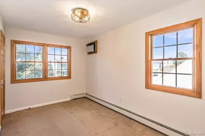 2186 McClellan Street, East Meadow, NY 11554 - Photo 23