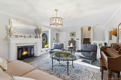 17 Winchester Lane, Huntington, NY 11743 - Photo 7