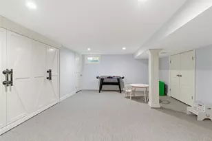 17 Winchester Ln, Huntington, NY 11743 - Photo 25