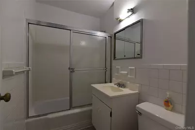 54-44 Little Neck Parkway #5O, Little Neck, NY 11362 - Photo 31