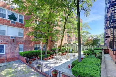 54-44 Little Neck Parkway #5O, Little Neck, NY 11362 - Photo 7