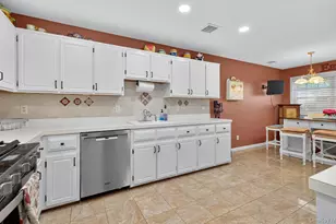 21 Indian Trce, Kings Park, NY 11754 - Photo 3