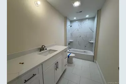 8 Jefferson Avenue, New Windsor, NY 12553 - Photo 23