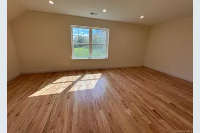 8 Jefferson Avenue, New Windsor, NY 12553 - Photo 21