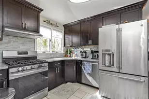 146-06 228th St, Rosedale, NY 11413 - Photo 13