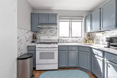 146-06 228th Street, Rosedale, NY 11413 - Photo 5