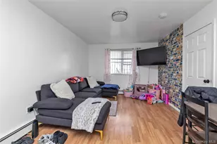 146-06 228th St, Rosedale, NY 11413 - Photo 17