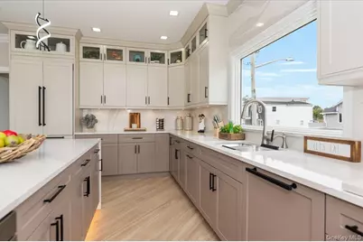 3695 S Somerset Drive, Seaford, NY 11783 - Photo 7