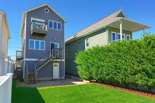 243A Sportsmans Ave, Freeport, NY 11520 - Photo 17