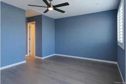 243A Sportsmans Avenue, Freeport, NY 11520 - Photo 13