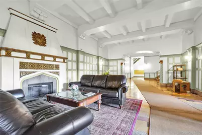 167-10 Crocheron Avenue #1F, Flushing, NY 11358 - Photo 3