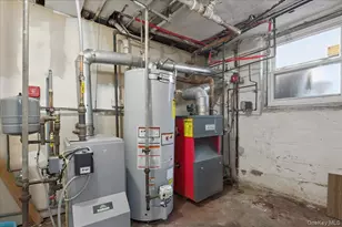 370 E Broadway, Long Beach, NY 11561 - Photo 19