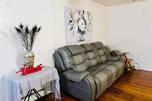 152-10 Peck Ave, Flushing, NY 11355 - Photo 33