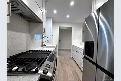 5 Campus Place #2B, Scarsdale, NY 10583 - Photo 5