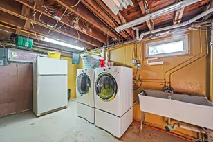 43 Shortridge Dr, Mineola, NY 11501 - Photo 23