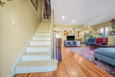 43 Shortridge Drive, Mineola, NY 11501 - Photo 5