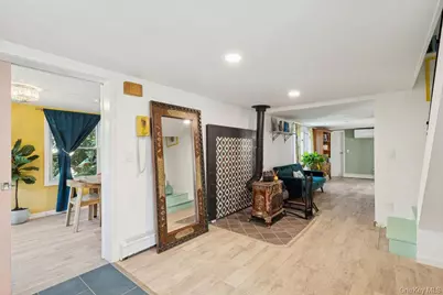 1 Leo Street, Patchogue, NY 11772 - Photo 15