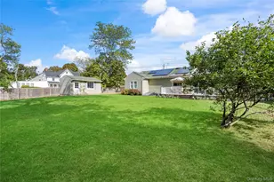 276 Bay Ave, Patchogue, NY 11772 - Photo 29