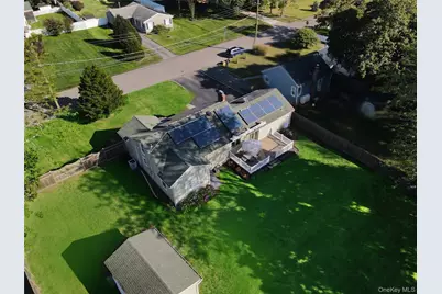 276 Bay Avenue, Patchogue, NY 11772 - Photo 33