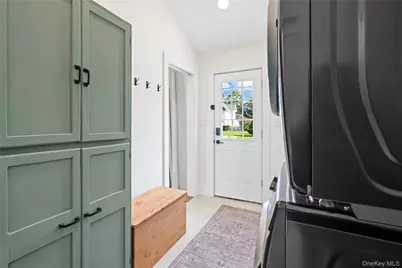 276 Bay Avenue, Patchogue, NY 11772 - Photo 25