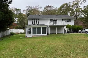 59 Edgewood Ave, Oakdale, NY 11769 - Photo 15