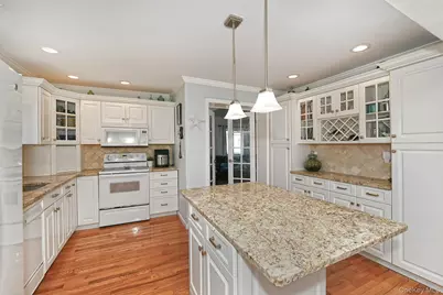 2499 3rd Avenue, East Meadow, NY 11554 - Photo 7