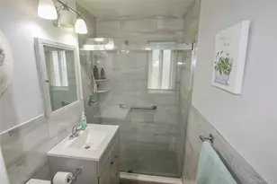 112 Edmunton Dr, North Babylon, NY 11703 - Photo 7