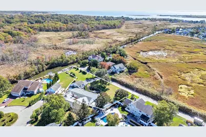 117 Middlesex Avenue, Oakdale, NY 11769 - Photo 29