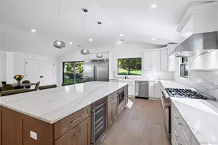 29 Seward Dr, Dix Hills, NY 11746 - Photo 27