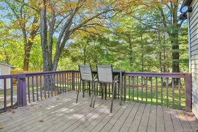 10 Benton Road, Poughkeepsie, NY 12603 - Photo 29