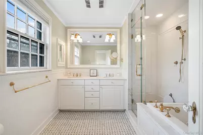 290 Overlook Road, New Rochelle, NY 10804 - Photo 15