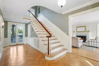 290 Overlook Road, New Rochelle, NY 10804 - Photo 3