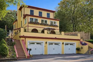 126 Cove Rd, Oyster Bay, NY 11771 - Photo 3