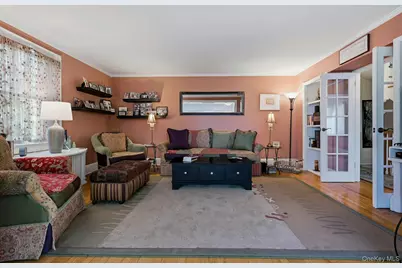 126 Cove Road, Oyster Bay, NY 11771 - Photo 27