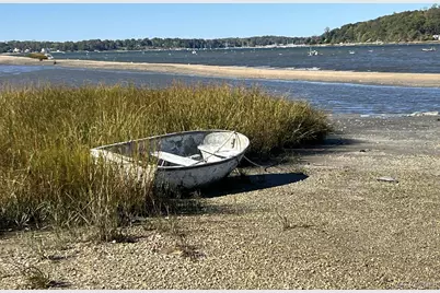 126 Cove Road, Oyster Bay, NY 11771 - Photo 39