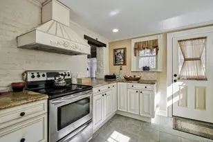 126 Cove Rd, Oyster Bay, NY 11771 - Photo 21