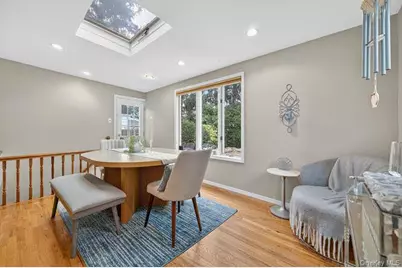 453 Andrews Road, Mineola, NY 11501 - Photo 9