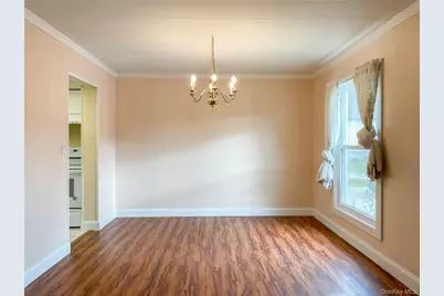 164 Rinaldi Boulevard #B, Poughkeepsie, NY 12601 - Photo 7