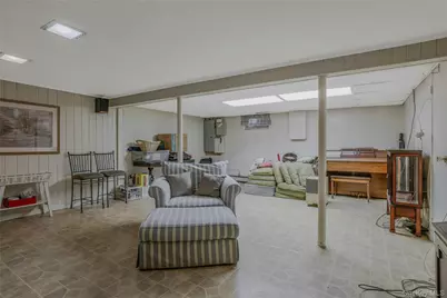 45 Manchester Street, Westbury, NY 11590 - Photo 27