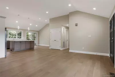 3 Atlanta Drive, Huntington, NY 11743 - Photo 9